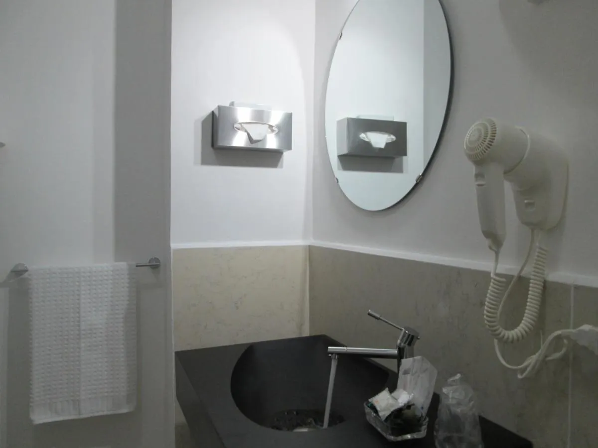 B&B La Fenice Palerme Couette-café